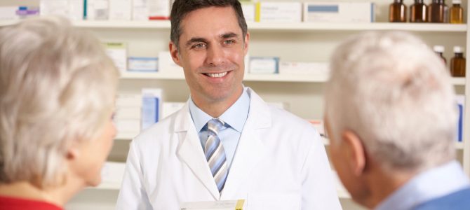 Le pharmacien de référence: pour un meilleur suivi du traitement des malades chroniques